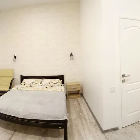 Studio Near Deribasovskaya * Odessa